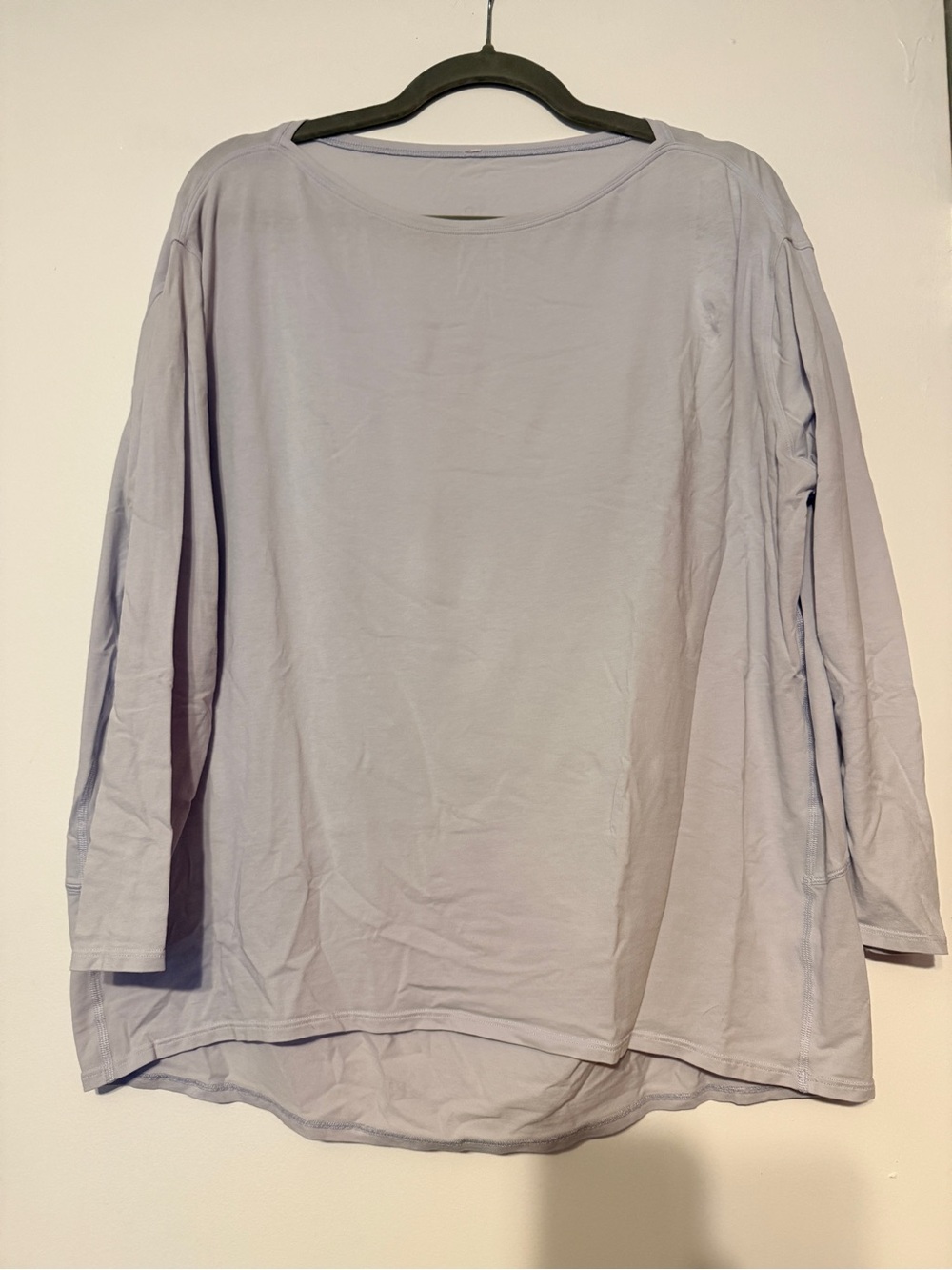 Relaxed Scoop Neck Women’s Top in Light blue